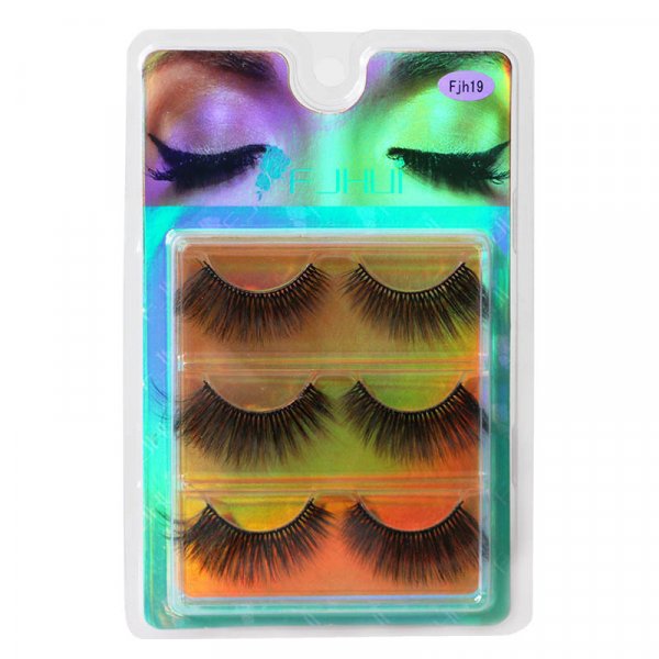 The packaging of eyelashes