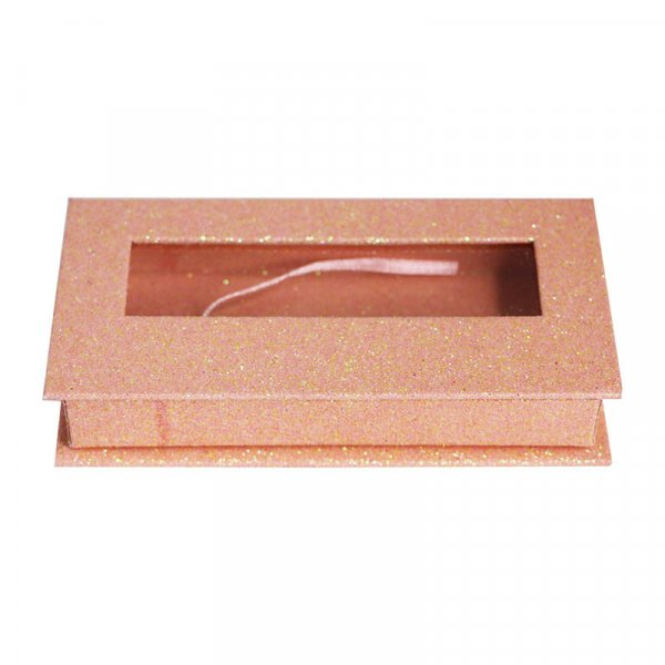 The packaging of eyelashes